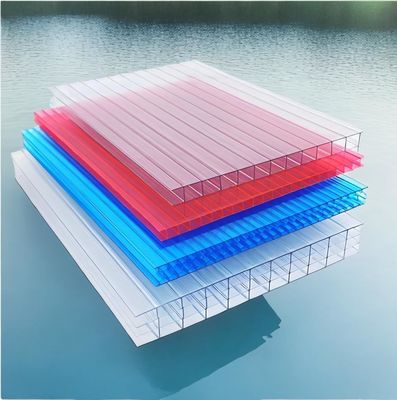 良い価格 SGS認定耐天候ポリカーボネート PC 3-4 ツインウォール 紫外線防止の緑色ホールシート オンライン