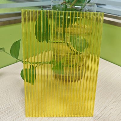 良い価格 天候耐性 衝撃耐性 黄色 4mm PC ホールシート 高性能素材 建設工業用 オンライン