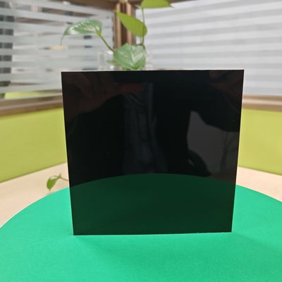 3mm 黒色ポリカーボネートの固形シート 衝撃耐性と紫外線保護のための究極の解決策