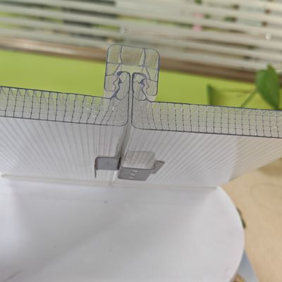 良い価格 優れた断熱性のための6層U字ロックポリカーボネートシート オンライン