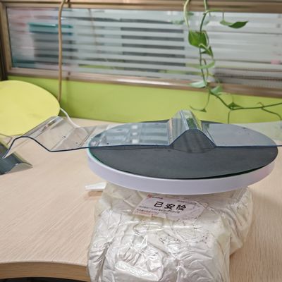 柔軟で多用途な用途向けのクリア840mm幅ポリカーボネート波板