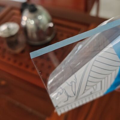 プラスチック 1.8mm 2.8mm 3.8mm 5.8mm 6.8mm 8.8mm 9.8mm ポリカーボネートシート 透明プラスチックパネル 高い光学特性と機械的強度を兼ね備え、安全とセキュリティバリアに最適